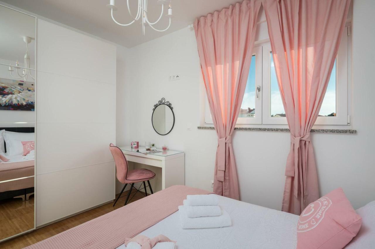 Holiday Home Ventum Šibenik Eksteriør billede